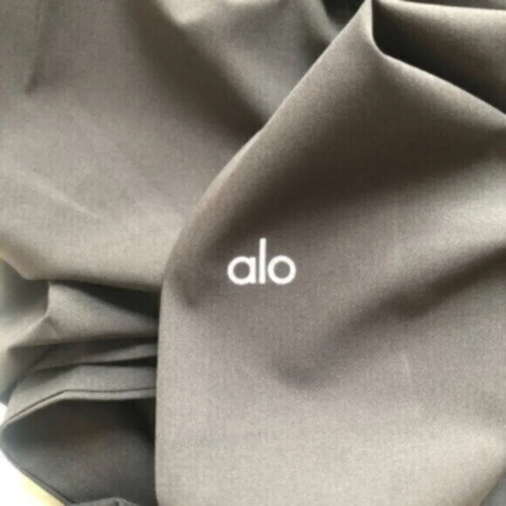 🌙New ALO Yoga Loose-fitting Yoga Pants Regular Inner Seam Length 30 inche - Picture 6 of 8